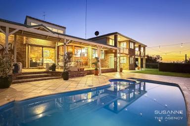 House For Sale - WA - Gooseberry Hill - 6076 - Architectural Elegance & Panoramic Views  (Image 2)