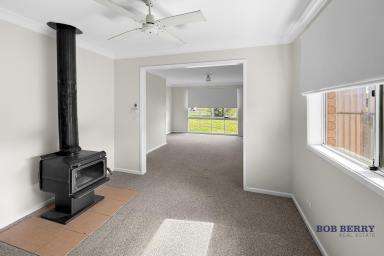 House For Lease - NSW - Dubbo - 2830 - Refreshed Three Bedroom Family Home (Image 2)
