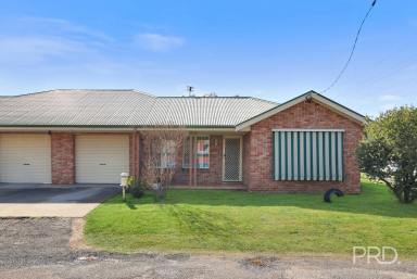 House Sold - NSW - North Tamworth - 2340 - Easy-Care Living with Comfort & Convenience  (Image 2)
