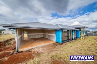 House For Sale - QLD - Kingaroy - 4610 - Complete the Vision  (Image 2)