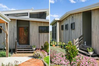 Lifestyle For Sale - NSW - Glen Martin - 2321 - Architectural Acreage with Spectacular Views & Self-Sufficient Living (Image 2)