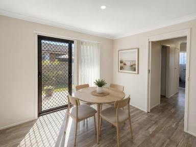 Unit For Lease - NSW - Old Bar - 2430 - Renovated Unit Close to Shops  (Image 2)