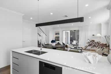 House For Sale - WA - Joondanna - 6060 - Tree-top Living with a View of the Perth Skyline  (Image 2)