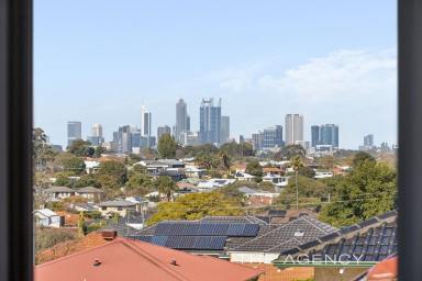House For Sale - WA - Joondanna - 6060 - Tree-top Living with a View of the Perth Skyline!  (Image 2)