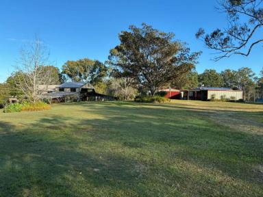 Acreage/Semi-rural For Sale - NSW - Coutts Crossing - 2460 - Truly exceptional & unique property with dual living option. This house ticks all the boxes!  (Image 2)
