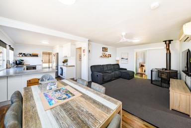 Lifestyle For Sale - QLD - Murgon - 4605 - Perfect 4-Bed Family Home on 1,012m² Corner Block  (Image 2)