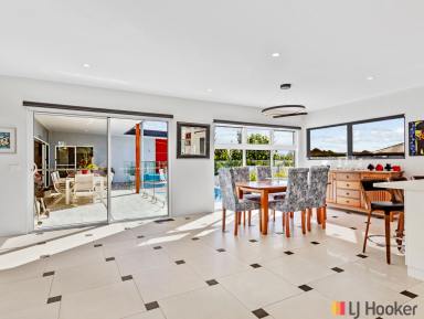 House For Sale - NSW - Long Beach - 2536 - THE SURPRISE PACKAGE  (Image 2)