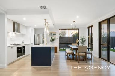 House For Sale - WA - Treeby - 6164 - Absolutely Magnificent With Family and Style In Mind!  (Image 2)