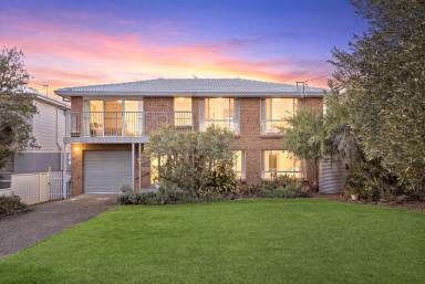 House For Sale - NSW - Kiama - 2533 - PANORAMIC COASTAL VIEWS - From an IDEAL Coastal Location BETWEEN two BEACHES.  (Image 2)