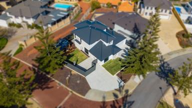 House For Sale - WA - Wannanup - 6210 - Location, Style and Functionality  (Image 2)