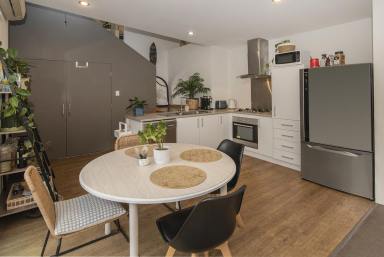 Townhouse For Sale - WA - Margaret River - 6285 - LIGHT, BRIGHT & CENTRAL TOWN LIVING  (Image 2)