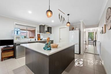 House For Sale - VIC - Kangaroo Flat - 3555 - Modern Family Living with Space, Style & Exceptional Convenience  (Image 2)