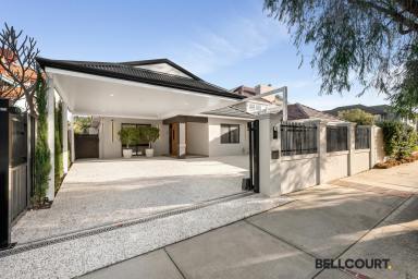 House For Sale - WA - South Perth - 6151 - SINGLE LEVEL LIVING - FULLY RENOVATED & MOVE-IN READY  (Image 2)
