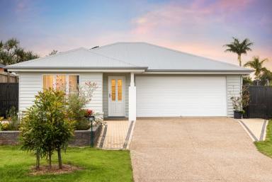 House For Sale - QLD - Cooroy - 4563 - Effortless Resort-Style Living  (Image 2)