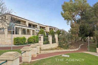 Townhouse For Sale - WA - Hillarys - 6025 - Forever Framed by Nature!  (Image 2)