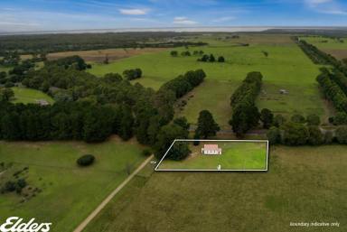 Acreage/Semi-rural For Sale - VIC - Perry Bridge - 3862 - Timber charm on the Perry River  (Image 2)