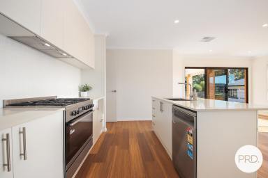 House For Lease - NSW - Thurgoona - 2640 - BRAND NEW QUIET COURT LIVING!  (Image 2)