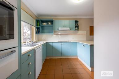 House For Sale - QLD - Gatton - 4343 - Quality Built home in great location.  (Image 2)