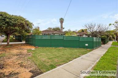 House For Lease - WA - Medina - 6167 - RENOVATED DELIGHT!!  (Image 2)