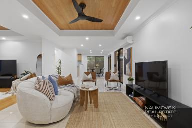 House For Sale - WA - Nollamara - 6061 - SPACIOUS, STYLISH FAMILY LIVING!  (Image 2)