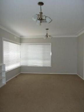 House For Lease - VIC - Wangaratta - 3677 - Spacious and Comfortable Living  (Image 2)