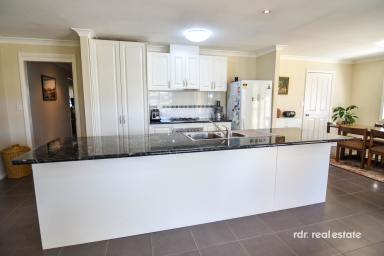 House For Sale - NSW - Inverell - 2360 - FEEL RIGHT AT HOME  (Image 2)