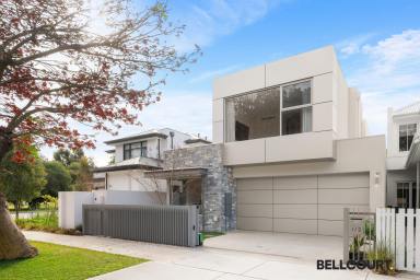 House For Sale - WA - South Perth - 6151 - RELAXED & REFINED.  (Image 2)