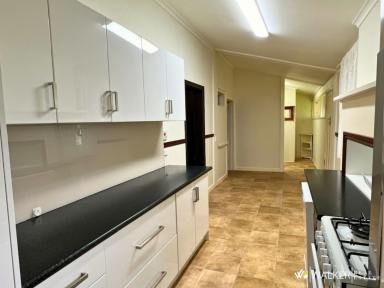 House For Lease - VIC - Kyabram - 3620 - $420.00 Per Week  (Image 2)
