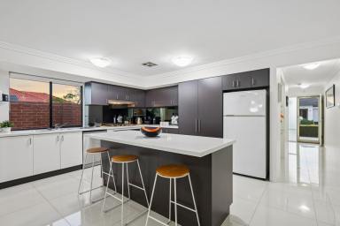 House For Sale - WA - Thornlie - 6108 - Immaculate Family Living with Exceptional Entertaining Spaces  (Image 2)