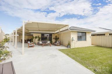 House For Sale - WA - Ridgewood - 6030 - We’re Going to Need a Bigger Boat!  (Image 2)