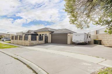 House For Sale - WA - Ridgewood - 6030 - We’re Going to Need a Bigger Boat!  (Image 2)