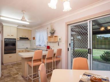 House For Lease - NSW - Glenfield Park - 2650 - QUIET LIVING IN GLENFIELD  (Image 2)
