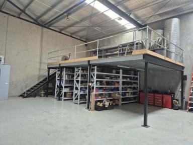 Industrial/Warehouse For Lease - NSW - Moss Vale - 2577 - Light Industrial Unit – 318m² of Dedicated Space  (Image 2)
