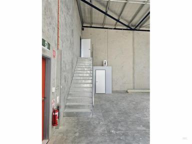 Industrial/Warehouse For Lease - NSW - Moss Vale - 2577 - Light Industrial Unit – 318m² of Dedicated Space  (Image 2)