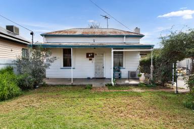 House For Sale - VIC - Mildura - 3500 - DWELLING WITH A DIFFERENCE (Image 2)