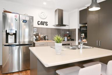 House For Lease - TAS - New Norfolk - 7140 - Light-Filled Home in the Heart of Derwent Vally (Image 2)