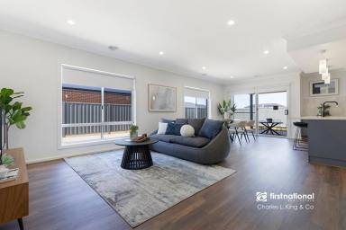 House For Sale - VIC - Echuca - 3564 - Beautifully Finished Brand New Family Living  (Image 2)