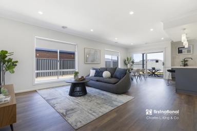 House For Sale - VIC - Echuca - 3564 - Beautifully Finished Brand New Family Living  (Image 2)