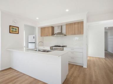 House For Lease - VIC - Bairnsdale - 3875 - 25 Whistler Drive, Bairnsdale  (Image 2)