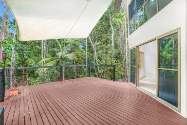 Unit For Lease - QLD - Whitfield - 4870 - Beautiful Villa Backing onto Natural Greenery  (Image 2)