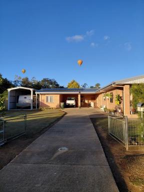 House For Sale - QLD - Mareeba - 4880 - Upgraded Family Home on 1,562m² with Exceptional Vehicle & Workshop Space  (Image 2)