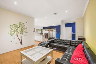 House For Sale - WA - Belmont - 6104 - Modern Easy-Care Living in Small Group of Three  (Image 2)