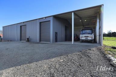 House For Sale - VIC - Darnum - 3822 - Country Charm, Lifestyle Freedom & The Ultimate Shed! (Image 2)