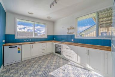 House For Sale - VIC - Portland - 3305 - Beautifully Refurbished Home (Image 2)