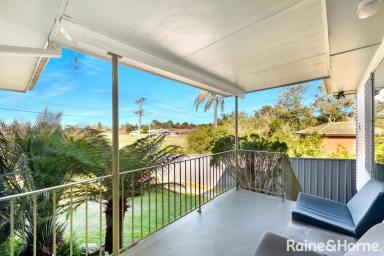 House For Lease - NSW - Nowra - 2541 - Good quality home with location & convenience (Image 2)