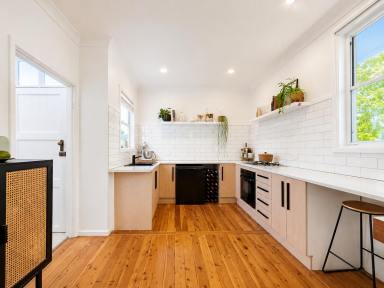 House Leased - NSW - Nowra - 2541 - Four-Bedroom Family Living with Double Garage  (Image 2)