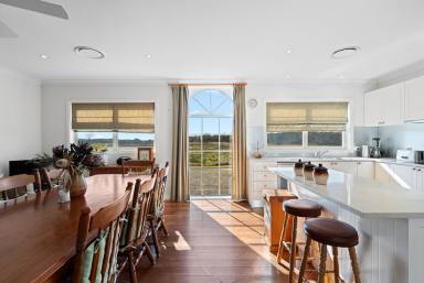 Cropping Auction - NSW - Marulan - 2579 - Country Charm for Family Living  (Image 2)