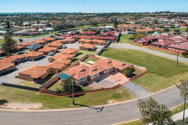 House For Sale - WA - Mahomets Flats - 6530 - One Title. Two Incomes. An Incredible Beachside Position! (Image 2)