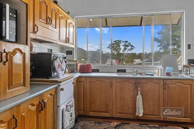 House For Sale - QLD - Gootchie - 4650 - GENEROUS LIVING WITH A PEACEFUL RURAL OUTLOOK  (Image 2)