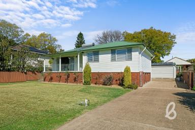 House Sold - NSW - Singleton - 2330 - Immaculately Presented Family Home with Outstanding Shed  (Image 2)